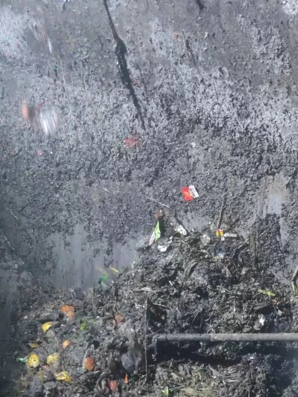 黄流镇污水池清理